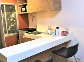 Palette Bella B All Suites Bangkok Hotel