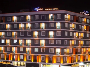 Van Suites Hotel