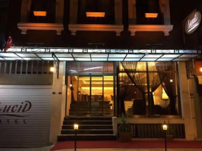 Lucid Otel