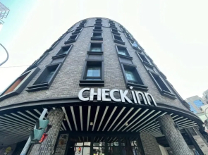 CHECK inn Taichung Ziyou