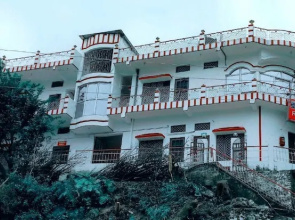 Hotel Raj Palace