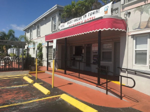 Richard's Motel Studios