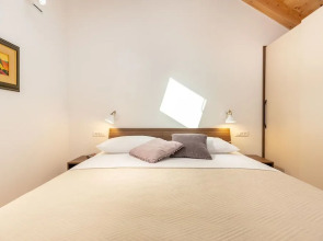 Hedera Estate, Hedera A55