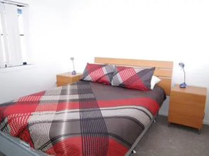 Dolphin Court 2, 1 Gowing Street