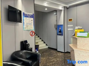 Qingyue Boutique Hotel (Shanghai Hongxin Road Jiuxing Market)