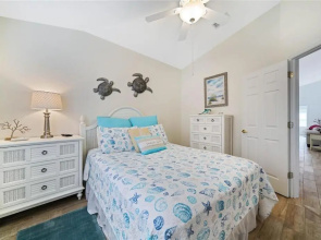 Bella Vista - Private Villa with heated pool - sleeps 6