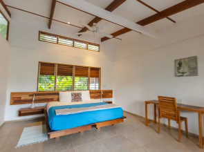 Salvatierra Beachfront Hotel