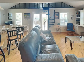 Beach Oasis by Ryson Vacation Rentals