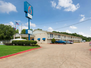 Motel 6 Atlanta, TX