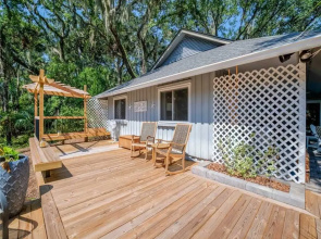Mooring Buoy 187, 4 Bedrooms, Deck, Lagoon, Sleeps 10