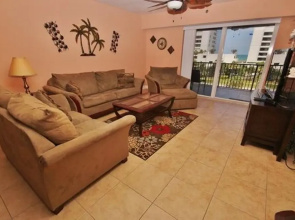 Oceanwalk 13-404 Apartment 3