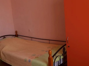 Balcony Villa Hostel