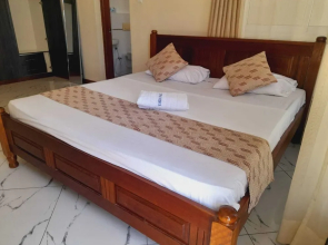 Lux Suites Dofils Le Royal Apartments