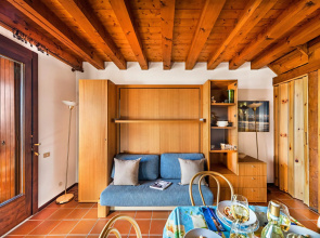Residence Moniga Porto 1 08 Apartment by Wonderful Italy