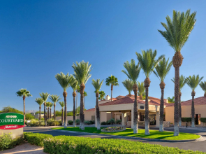 Courtyard by Marriott Tucson Airport