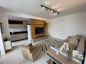 Lindo 2 Suítes Piscina Ingleses