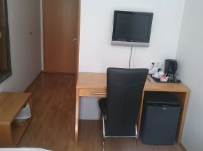 4th floor hotel