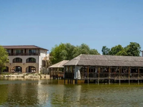 Vila Lac