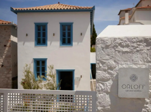 Orloff Legacy Suites Hydra