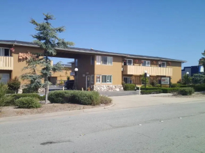 Thunderbird Motel