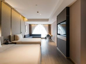 Atour Hotel New International Expo Center Shanghai