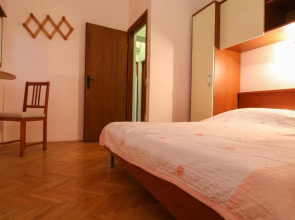 Apartments Milovan