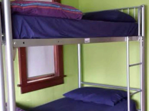 Apple Tree Backpackers
