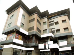 OYO 12762 Citywalk Residency
