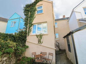 Farnborough Cottage