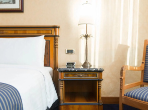 Отель Rome Marriott Park
