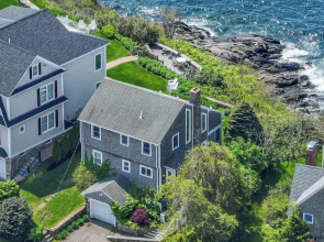 3BR Oceanfront on Nubble Cliffs!