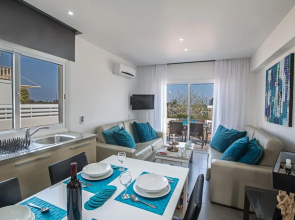 Nicholas Seaview Apartments