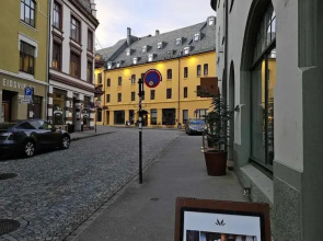 In the Heart of Brosundet! Fully Equipped 3 Bed Room Ap