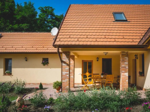 Mézes Vendégház és Apiterápiás központ