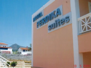 Perdika Suites