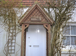 Downgate Villa, Petersfield 489346