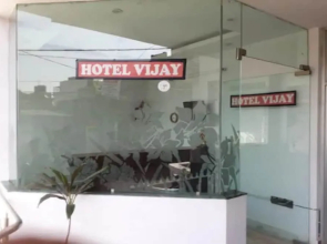 Goroomgo Vijay Charbhag Lucknow