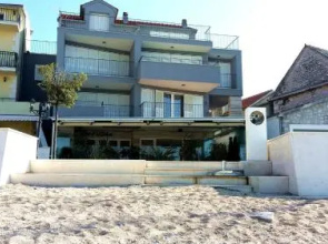 Apartment Primosten Adiomare