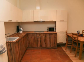 Quiet Center Apartment