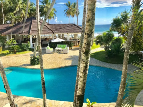 Room in Guest Room - Oceanfront Suite With Kitchenette Stunning Views & Secluded Luxury