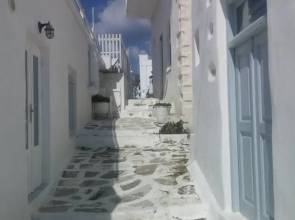 Portes View Traditional House