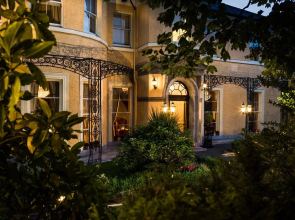 Cork’s Vienna Woods Hotel and Villas