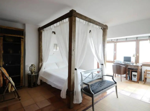 Entre Olivos: Very Charming Villa 18 SLEEPERS