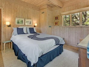 A Retreat To Create Memories For A Lifetime. 5 Bedroom Home by Peace Vacations