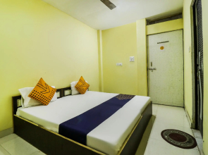 SPOT ON 44295 Sarnath Tourist Guest House