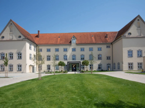 Kloster Holzen Hotel