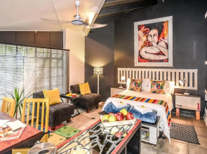 Hello Sunshine Self Catering Studio Apartment