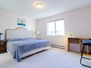3 Private, spacious, bright rooms in a Gorgeous house