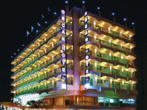 Oscar Hotel