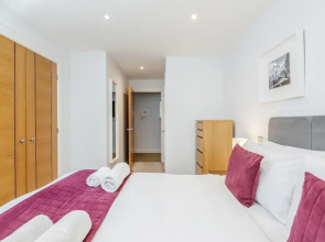 Roomspace Serviced Apartments - Abbot's Yard